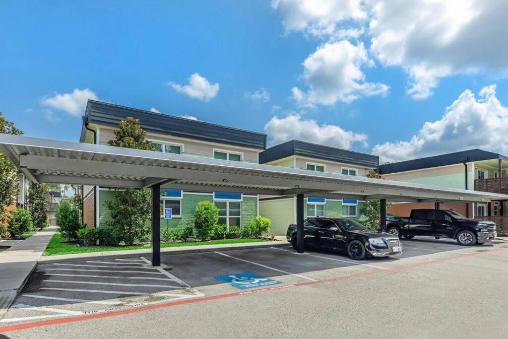 Lovely 2 Bedroom/2 Bath Houston, Heights/Galleria 外观 照片