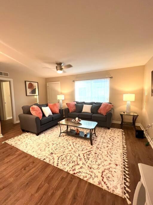 Lovely 2 Bedroom/2 Bath Houston, Heights/Galleria 外观 照片