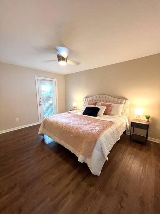 Lovely 2 Bedroom/2 Bath Houston, Heights/Galleria 外观 照片