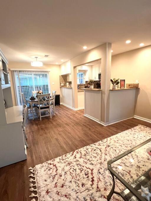 Lovely 2 Bedroom/2 Bath Houston, Heights/Galleria 外观 照片