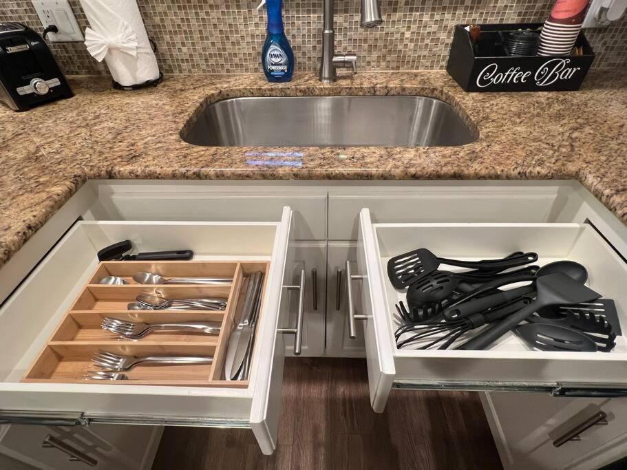Lovely 2 Bedroom/2 Bath Houston, Heights/Galleria 外观 照片