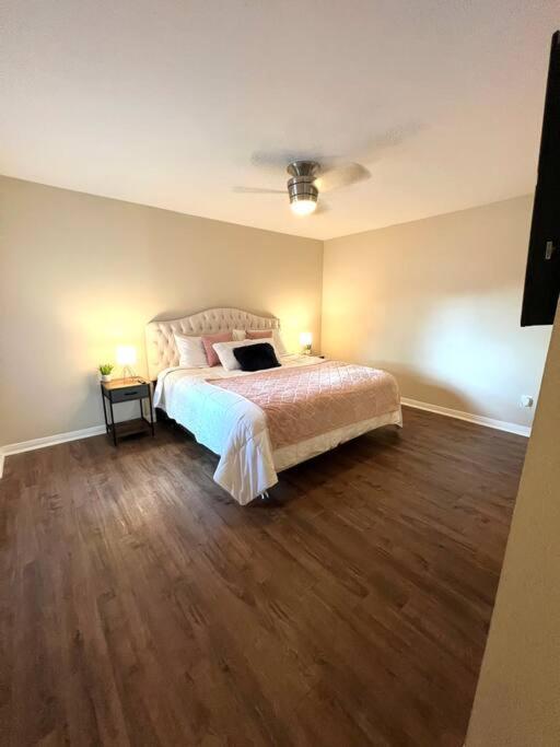 Lovely 2 Bedroom/2 Bath Houston, Heights/Galleria 外观 照片